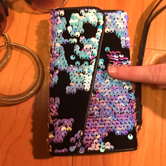 Mermaid Scale Sparkle iPhone 6 Case & Wallet - Picture 3 of 7